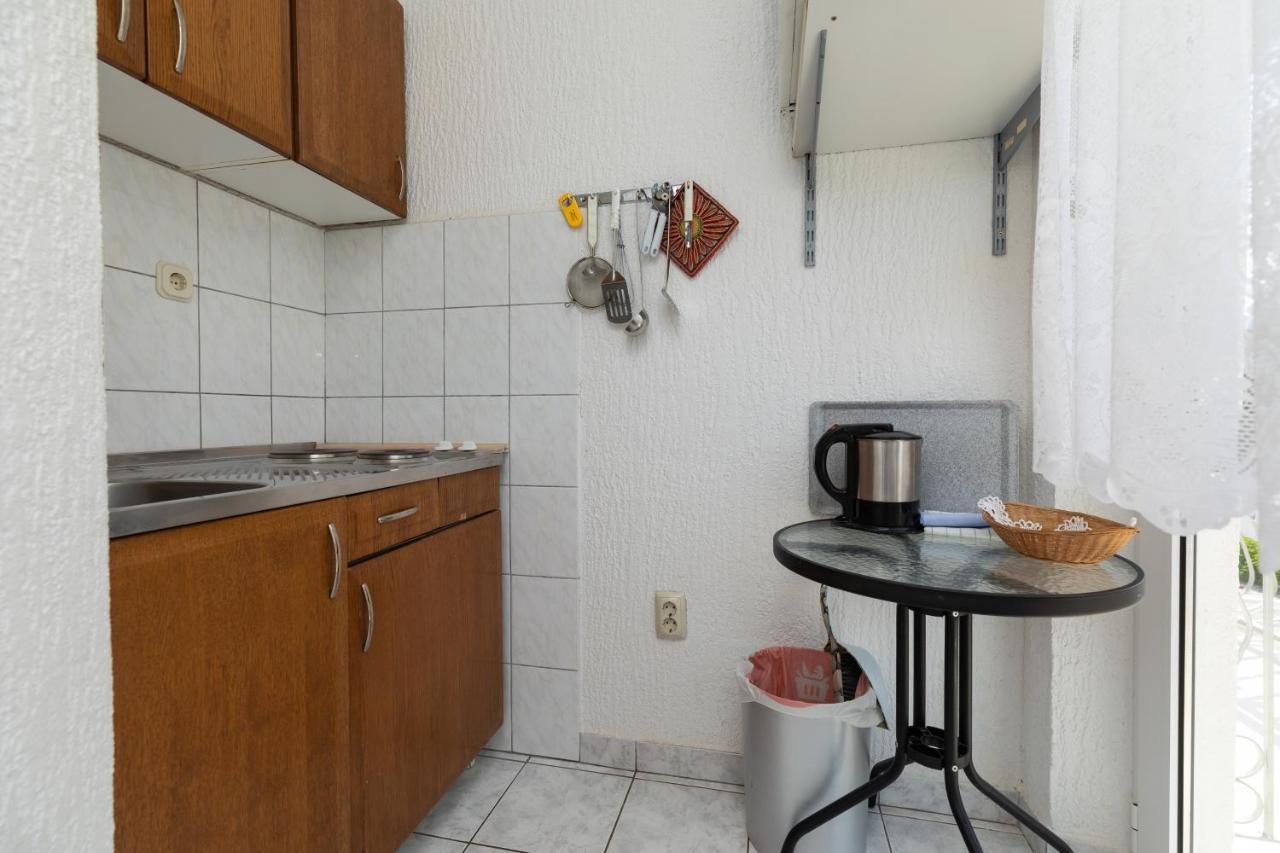 Apartments By The Sea Duce, Omis - 2992 Dugi Rat Zewnętrze zdjęcie