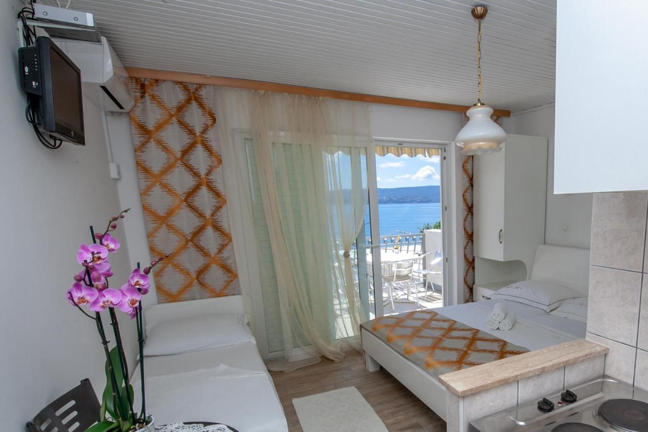 Apartments By The Sea Duce, Omis - 2992 Dugi Rat Zewnętrze zdjęcie
