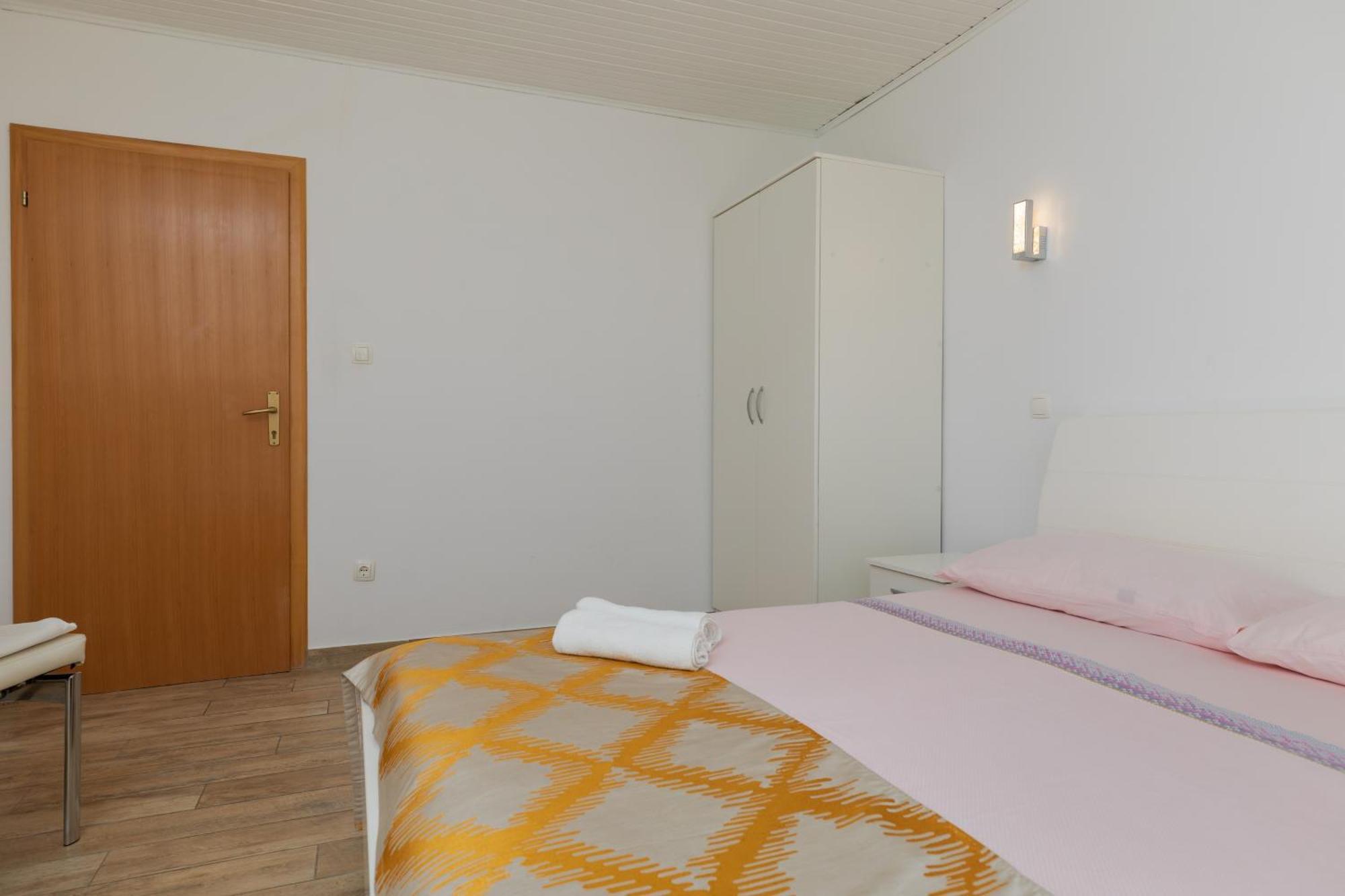 Apartments By The Sea Duce, Omis - 2992 Dugi Rat Pokój zdjęcie